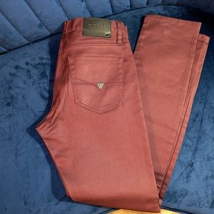 Guess Men's Slim Straight Jeans in Burgundy